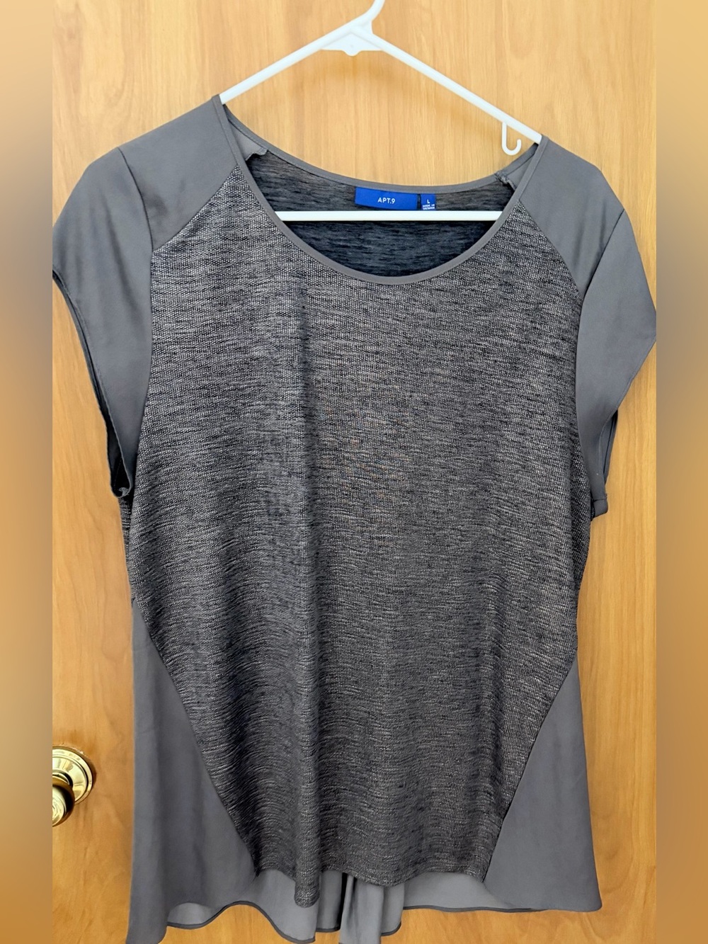 Apt. 9 Heathered Gray Short Sleeve Mixed-Media Top